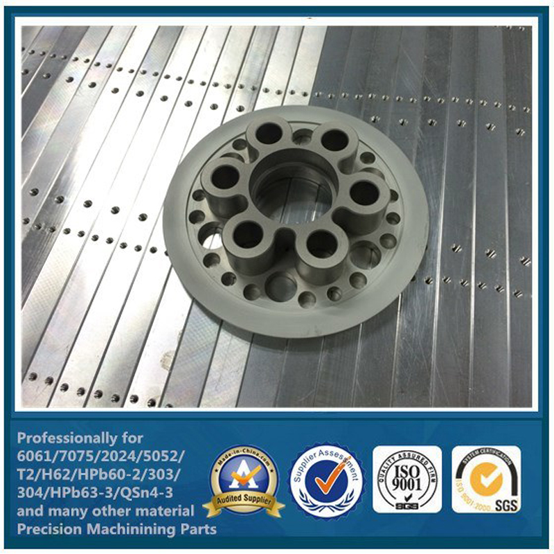 Servizio di lavorazione e produzione di parti in metallo di fresatura in alluminio